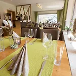 מלון Restaurant Sonnenlay Kröv