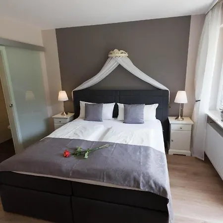 Hotel Restaurant Sonnenlay 3*