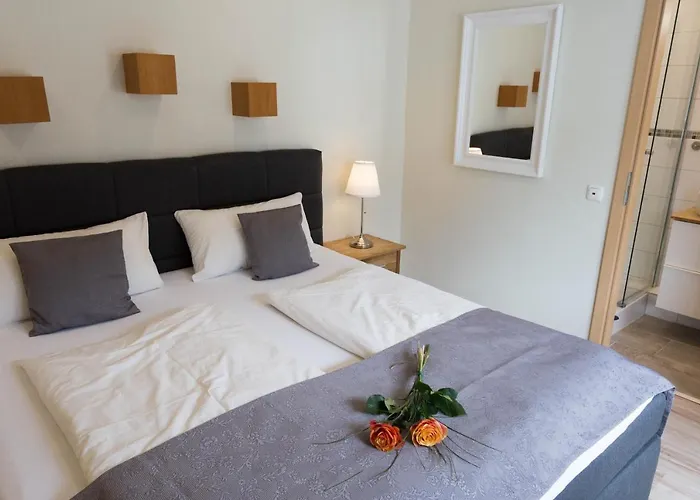 Hotel Restaurant Sonnenlay 3*